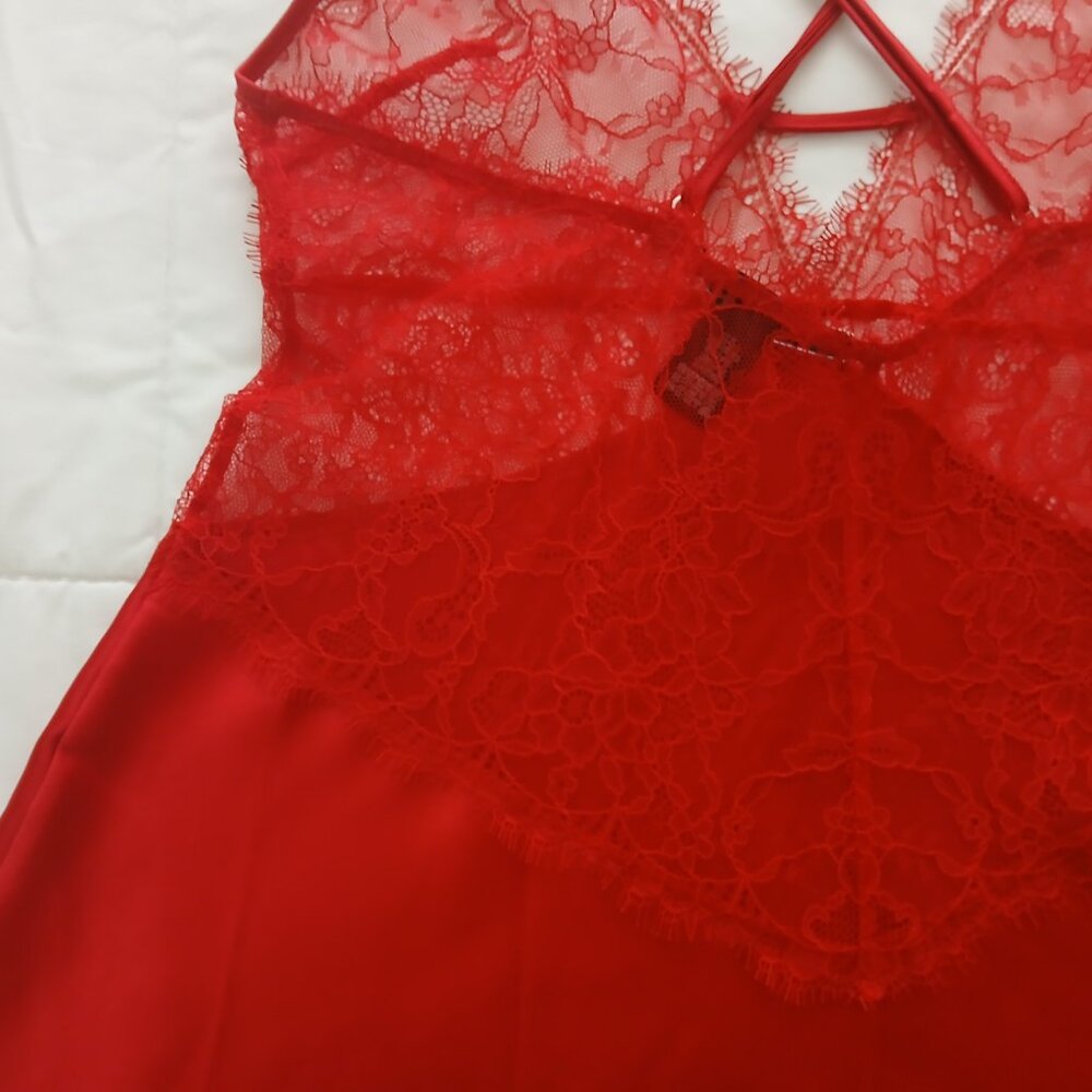 Victoria's Secret Plunge Slip Chemise - Picture 7 of 11